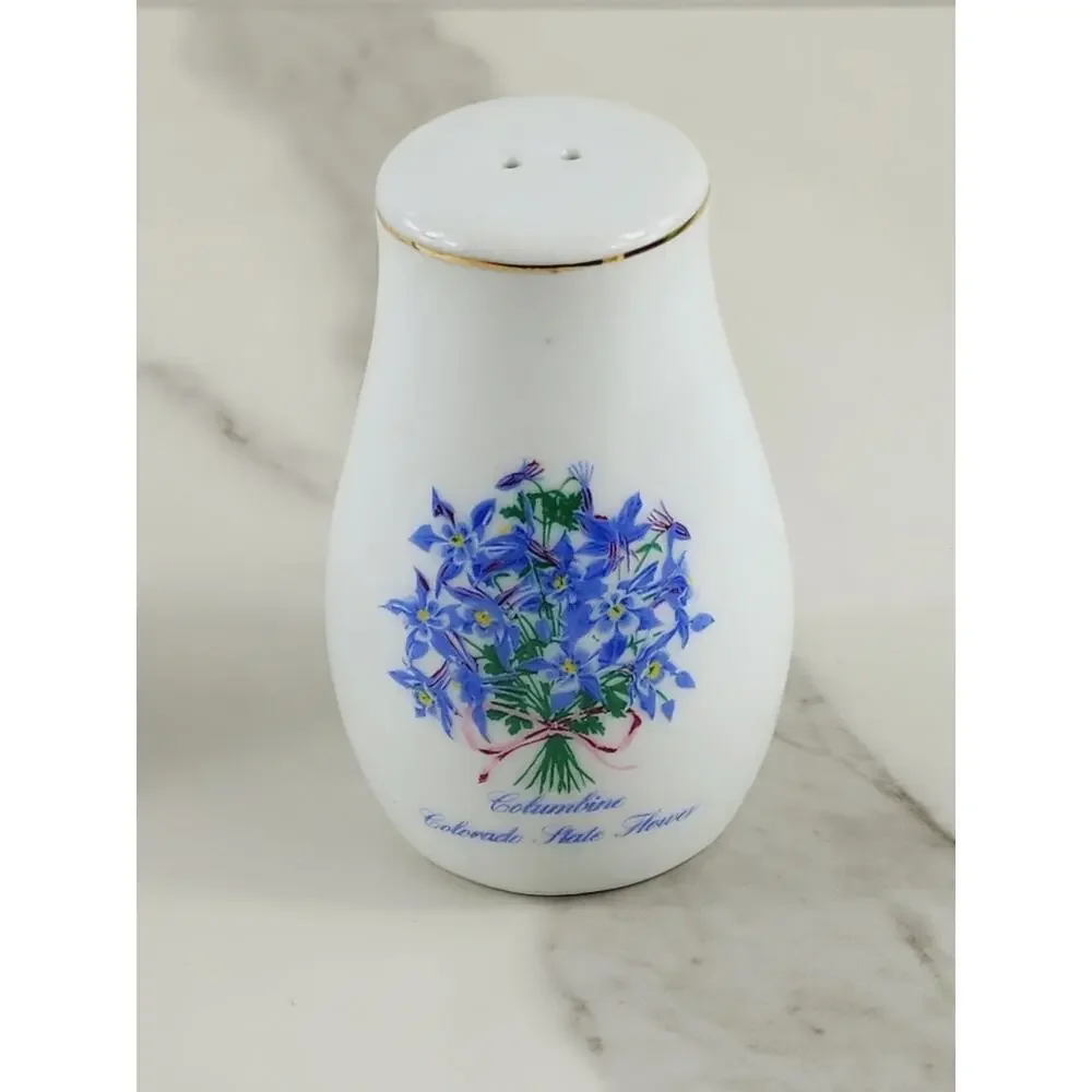 Columbine Flower Lavender Salt & Pepper Shakers 3